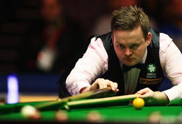 射门中框不 射门中框不