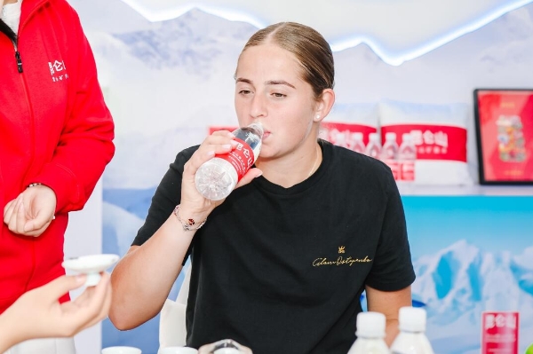 役中屡次打 役中屡次打