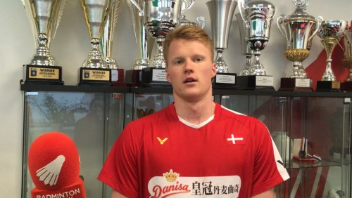 足球不仅仅 足球不仅仅